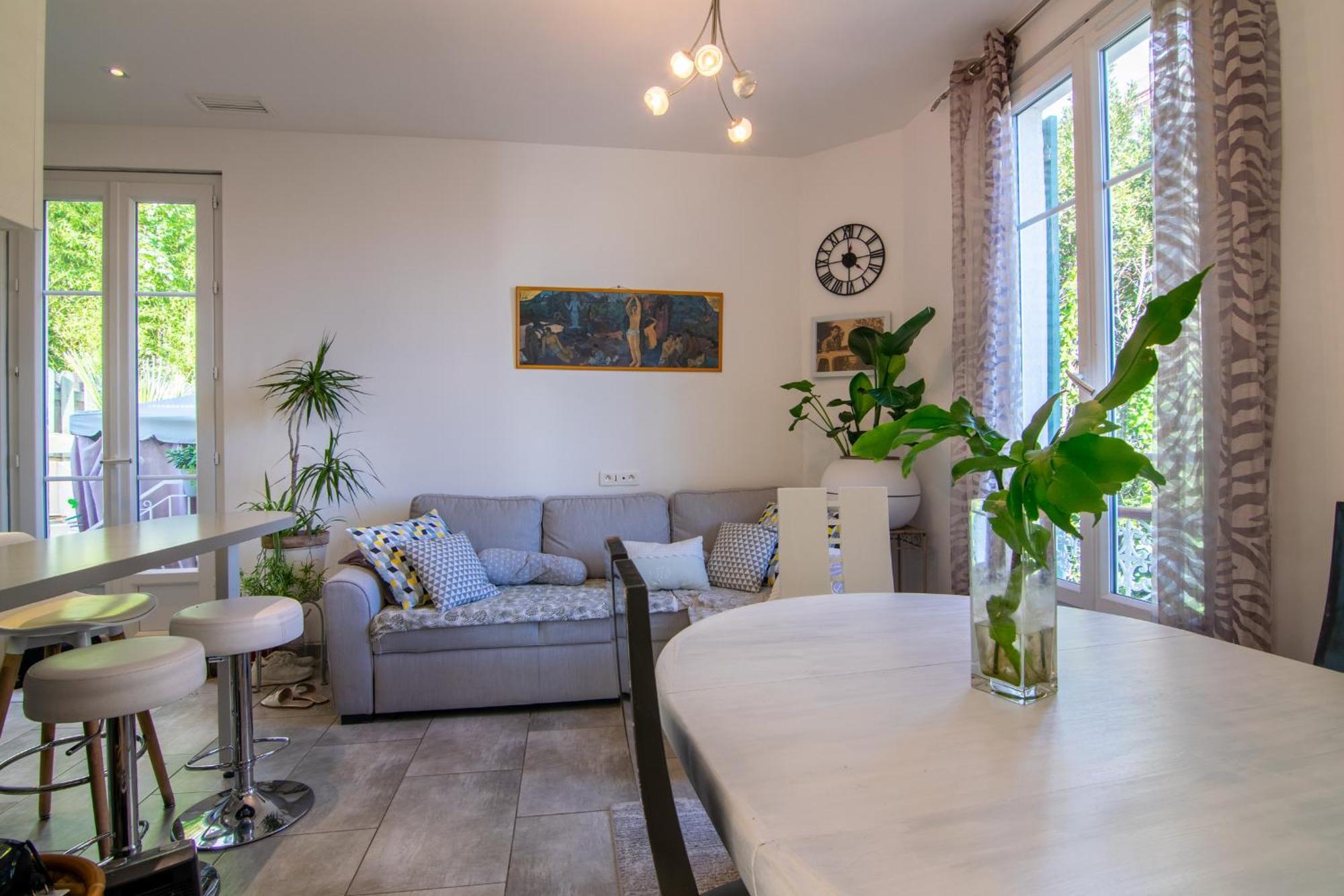 Apartment Dans Maison De Avec Jardin