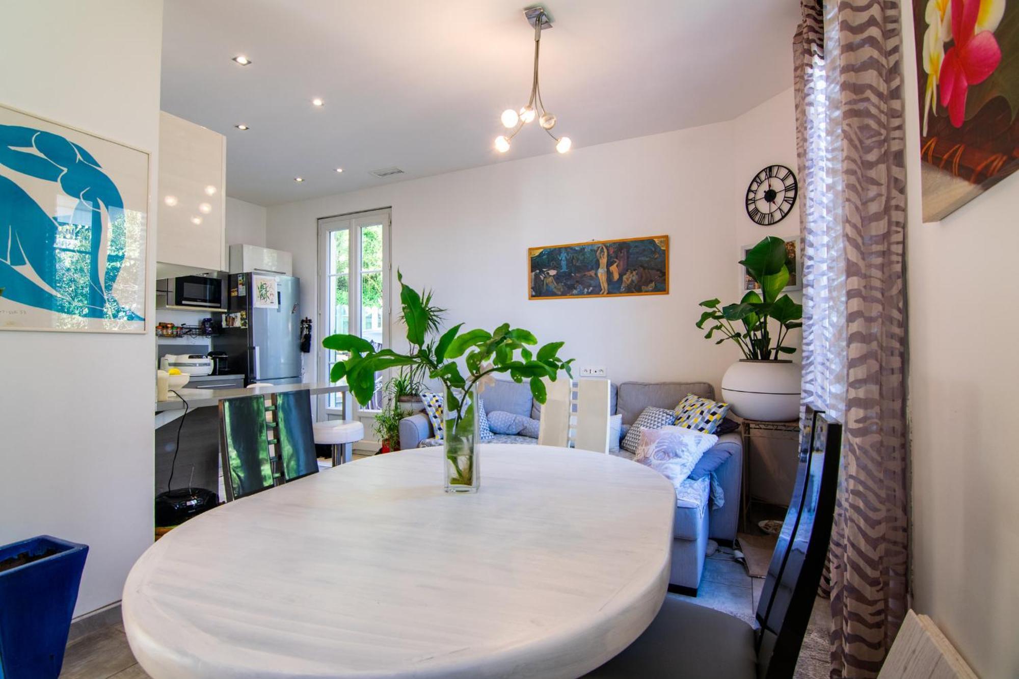 Apartment Dans Maison De Avec Jardin