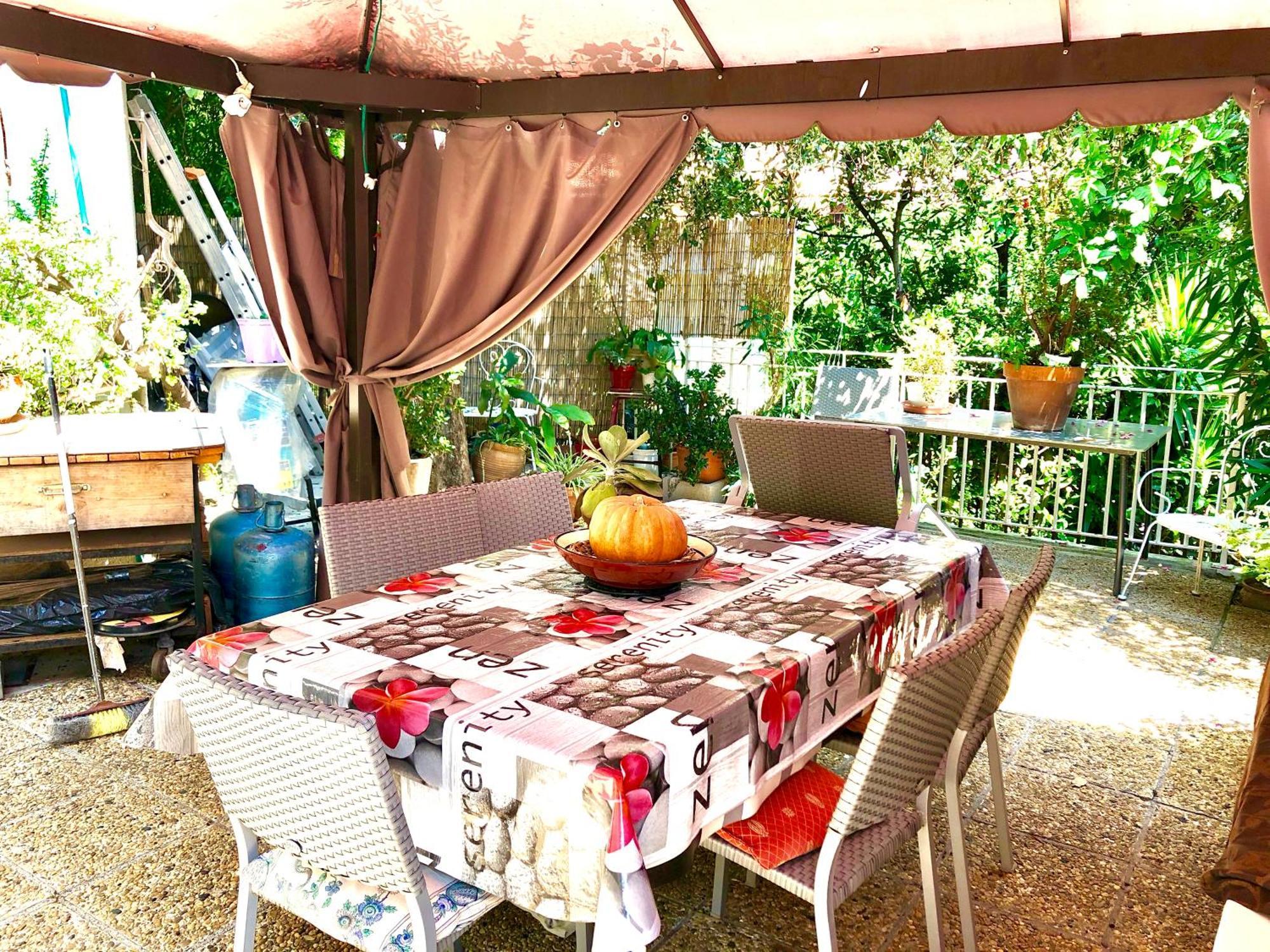 Dans Maison De Avec Jardin Apartment